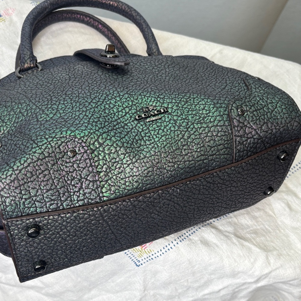 Coach Mercer Satchel 24 crafted in textured hologram leather RARE color shift - Picture 3 of 6